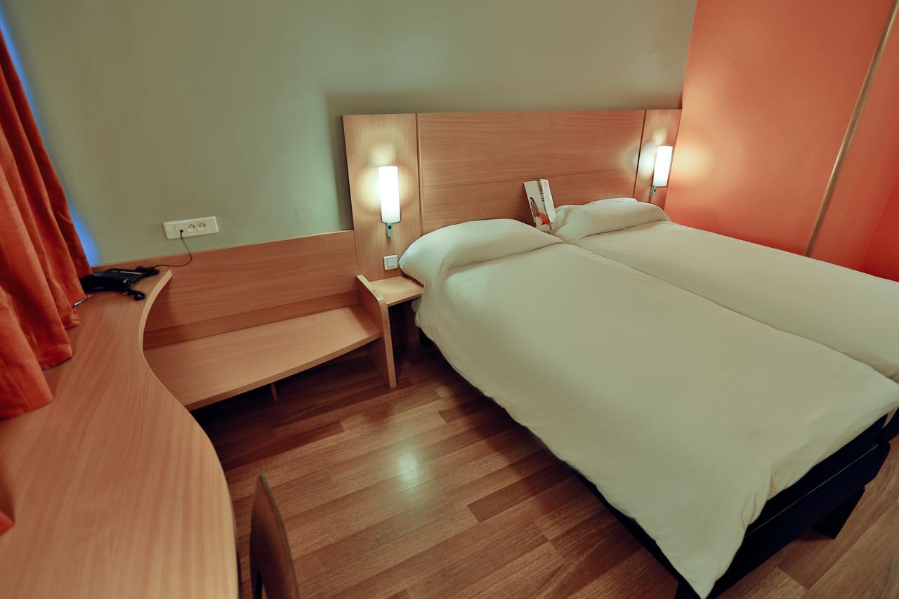 Ibis Meknes Hotel Buitenkant foto